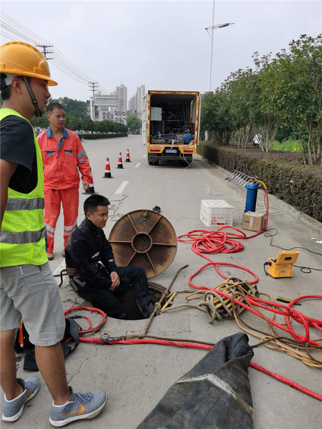 九所镇翻衬法管道修复技术主要工序